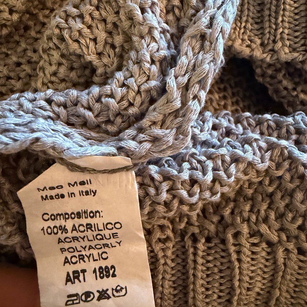 Elegant Scoop Neck Gray chunky Sweater - Picture 3 of 3